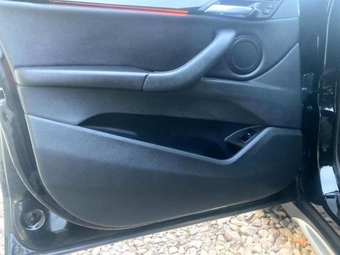 Used 2021 BMW X1 xDrive28i w/ Premium Package image 16