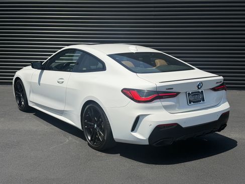 Used 2023 BMW 440i xDrive Coupe w/ Premium Package AWD/4WD image 3