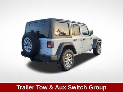 Used 2023 Jeep Wrangler Sport S image 8