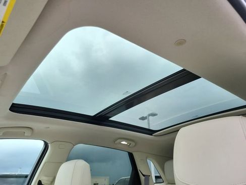 Certified 2023 Cadillac XT5 Premium Luxury FWD image 21