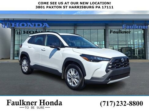 Used 2026 Toyota Corolla Cross LE w/ Moonroof Package AWD/4WD image 1
