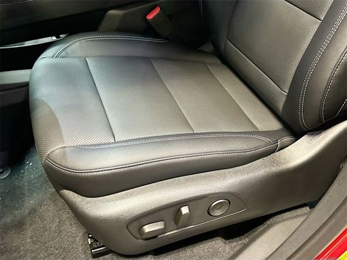 New 2026 Chevrolet Traverse LT w/ Driver Confidence Package image 21