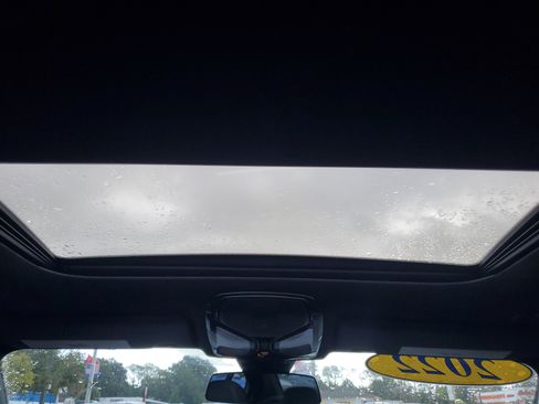 Used 2022 BMW 330i xDrive Sedan w/ Driving Assistance Package image 18