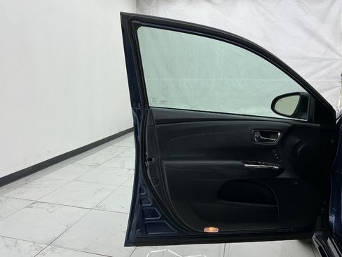 Used 2016 Toyota Avalon Limited w/ Toyota Safety Sense Package FWD image 18