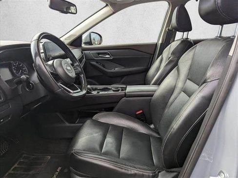 Used 2021 Nissan Rogue SL w/ Premium Package image 13