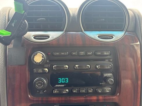 Used 2004 GMC Envoy XL SLT AWD/4WD image 38