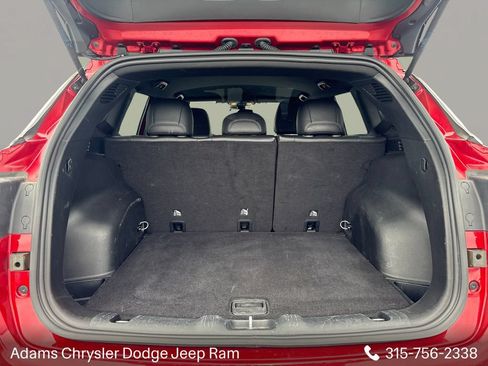 Used 2025 Jeep Compass Limited AWD/4WD image 9