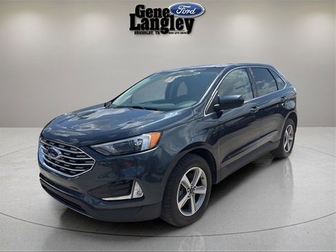 Used 2022 Ford Edge SEL w/ Convenience Package image 3