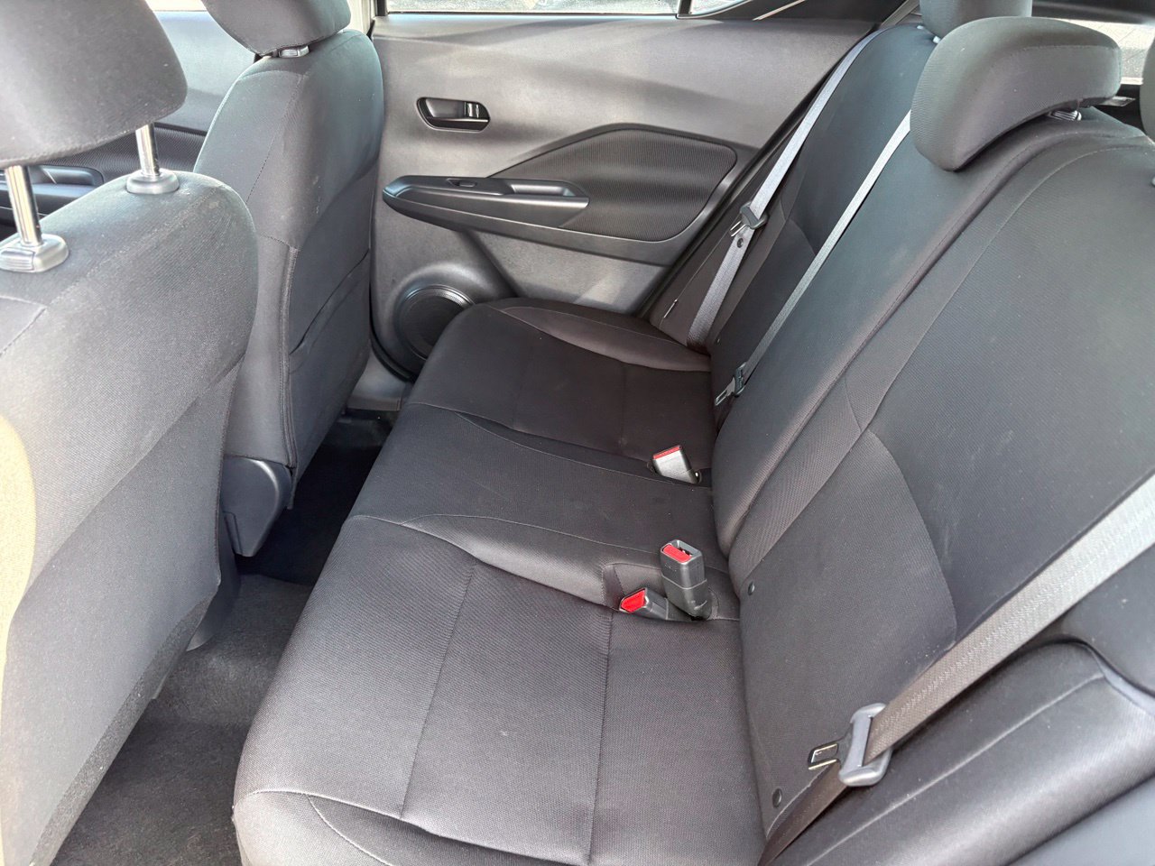 Certified 2025 Nissan Kicks Play S FWD image 18