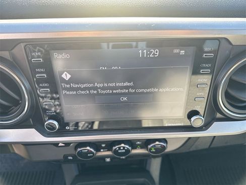 Used 2022 Toyota Tacoma SR5 w/ Technology Package image 27