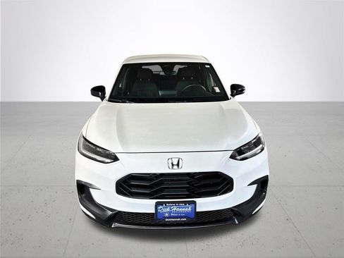 Used 2024 Honda HR-V Sport image 3