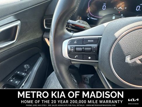 Used 2023 Kia Sportage X-Line AWD/4WD image 34