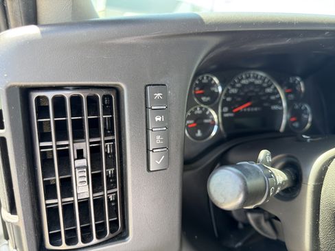 Used 2023 GMC Savana 3500 w/ Power Convenience Package RWD image 14