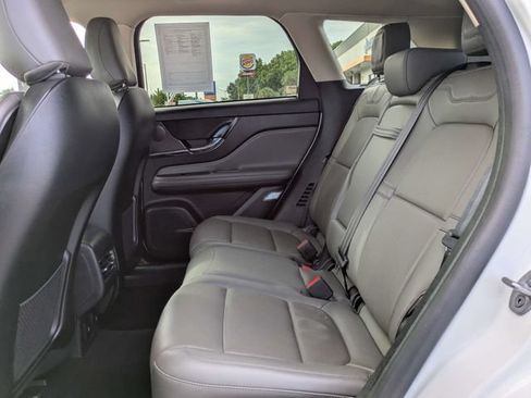Used 2024 Lincoln Corsair Reserve w/ Equipment Group 201A FWD image 14