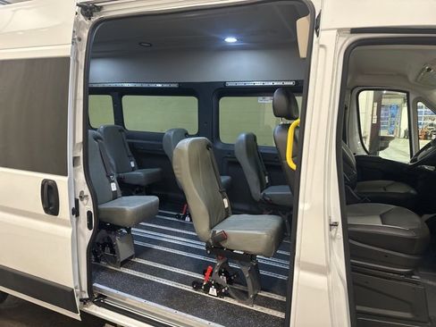 Used 2016 RAM ProMaster 2500 image 10