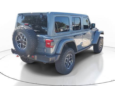 New 2026 Jeep Wrangler Unlimited Rubicon w/ Safety Group AWD/4WD image 4