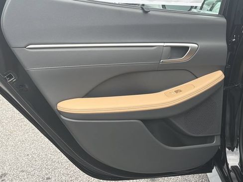 New 2026 Hyundai Sonata Limited FWD image 24