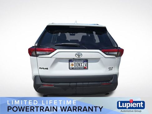 Used 2021 Toyota RAV4 XLE w/ Convenience Package AWD/4WD image 6