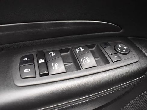 Used 2024 Dodge Durango SXT image 21