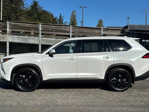 Used 2024 Toyota Grand Highlander Platinum image 7