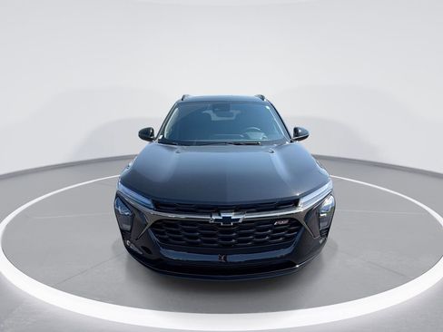 New 2026 Chevrolet Trax RS w/ Sunroof Package image 3