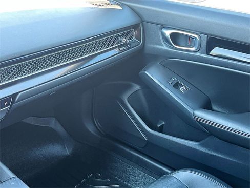 Used 2022 Honda Civic EX-L image 24