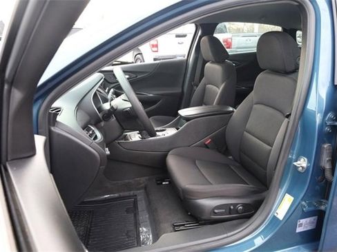 Used 2024 Chevrolet Malibu LT image 8