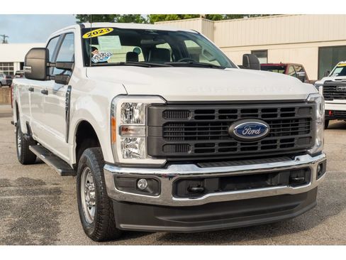 Used 2023 Ford F250 XL w/ XL Chrome Package AWD/4WD image 32