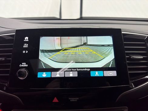 Used 2024 Honda Passport Black Edition image 32