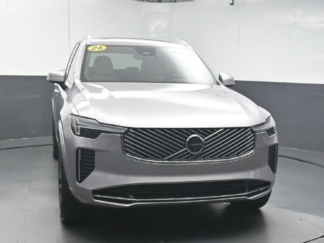 Used 2026 Volvo XC90 B6 Plus w/ Protection Package Premier AWD/4WD image 3