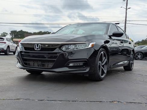 Used 2020 Honda Accord Sport image 9