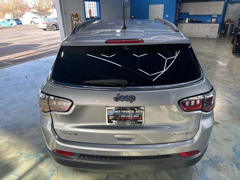 Used 2021 Jeep Compass Limited image 15