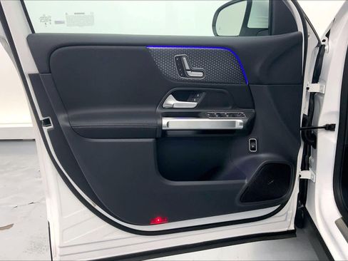 New 2026 Mercedes-Benz GLB 250 image 20