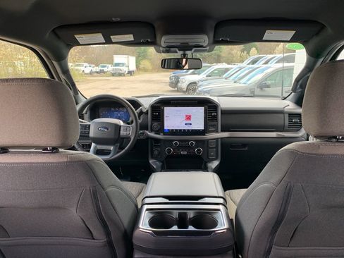 New 2025 Ford F150 XLT w/ Equipment Group 302A MID image 77