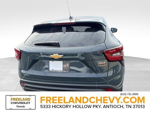 New 2026 Chevrolet Trax LS image 3