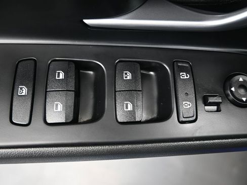 Certified 2022 Hyundai Elantra Limited image 14