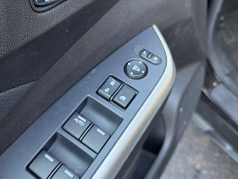 Used 2015 Honda CR-V Touring image 10
