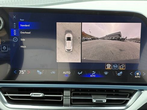 New 2026 Chevrolet Equinox EV LT image 10