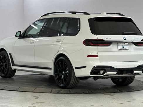 Used 2026 BMW X7 xDrive40i w/ M Sport Package image 6