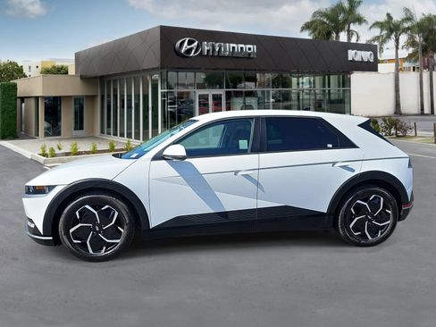 Certified 2024 Hyundai Ioniq 5 SE RWD image 6