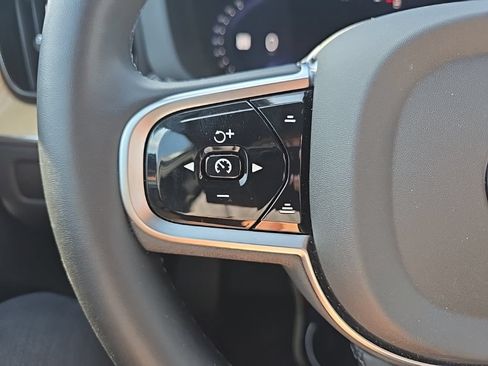Used 2026 Volvo XC60 B5 Plus w/ Protection Package Premier AWD/4WD image 14