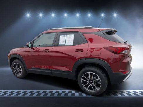 Used 2024 Chevrolet TrailBlazer LT image 5