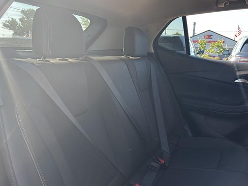 Used 2025 Buick Encore GX Preferred FWD image 22