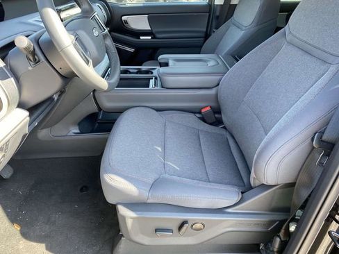 New 2025 Ford Expedition Max Active image 12