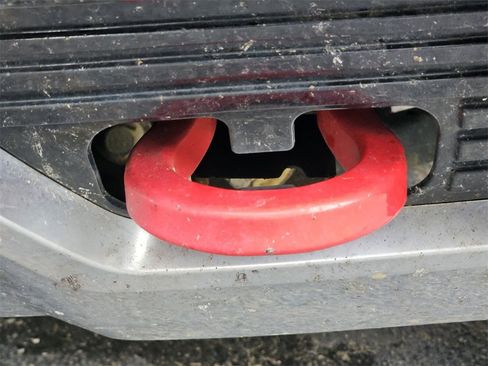 Used 2022 Chevrolet Tahoe Z71 w/ Luxury Package image 7