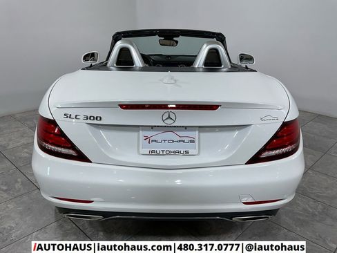 Used 2020 Mercedes-Benz SLC 300 w/ Premium Package image 7