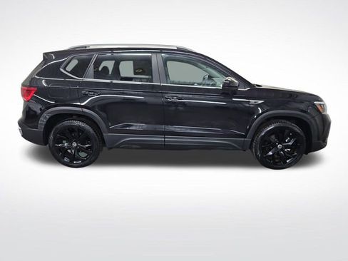 Used 2022 Volkswagen Taos SE FWD image 9