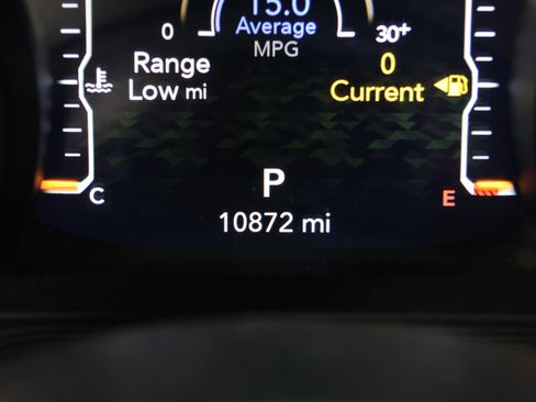 Used 2024 Jeep Wrangler Sahara w/ Technology Group image 20