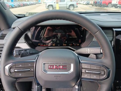 New 2026 GMC Acadia AT4 w/ LPO, Floor Liner Package AWD/4WD image 12