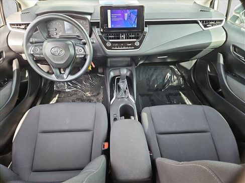 Used 2025 Toyota Corolla LE FWD image 22
